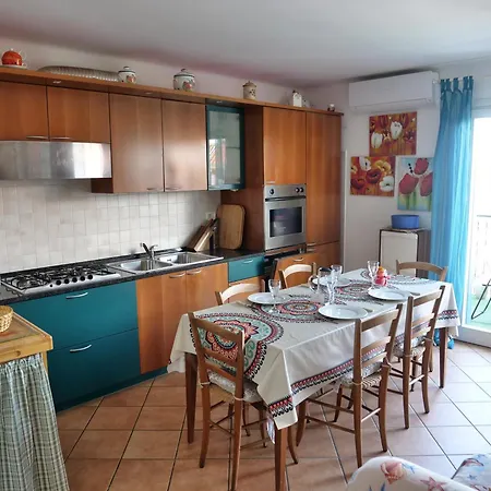 Sunsetbarbana - Tricamere Con Posto Auto * 그라도